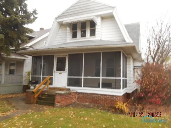 933 Ogden Ave, Toledo, OH 43609