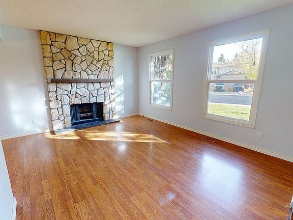3rd image of 240 Humberstone Rd NW