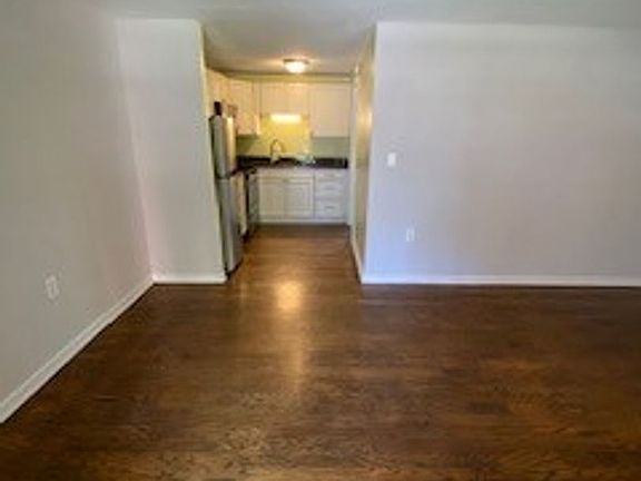 3rd image of 2910 Rubideaux St APT 5