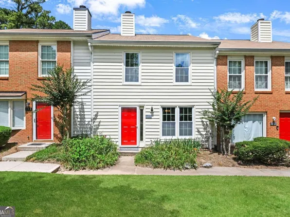 191 High Creek Dr, Roswell, GA 30076