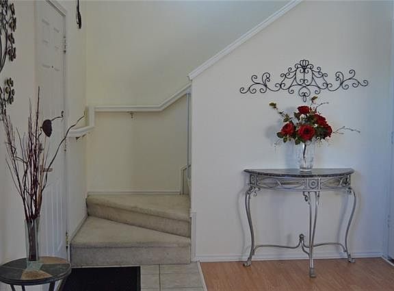 4th image of 1311 Periwinkle Dr