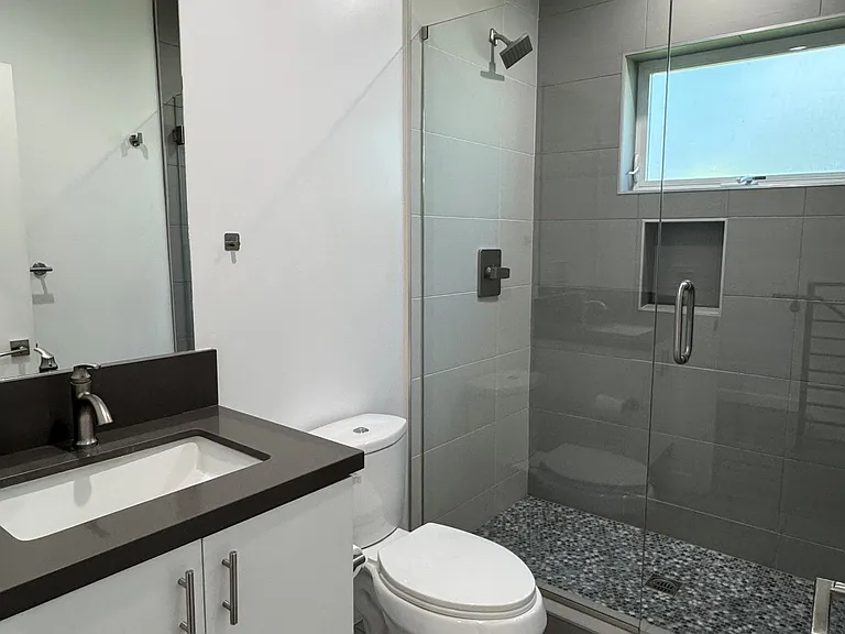 4827.5 Cleon Ave #4827.5 — Photo 16
