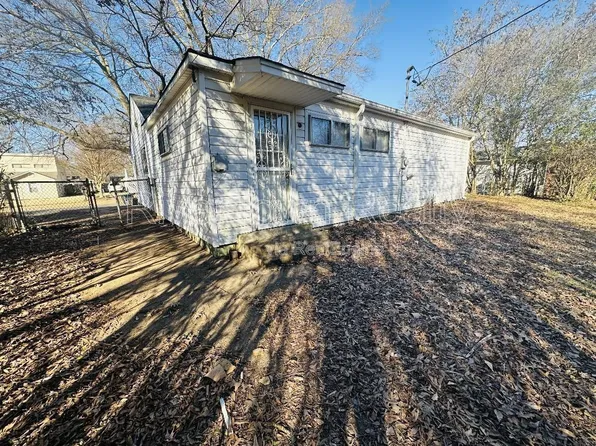1706 Combs St, Memphis, TN 38108