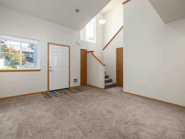 Chelsea Village Townhomes — Photo 6