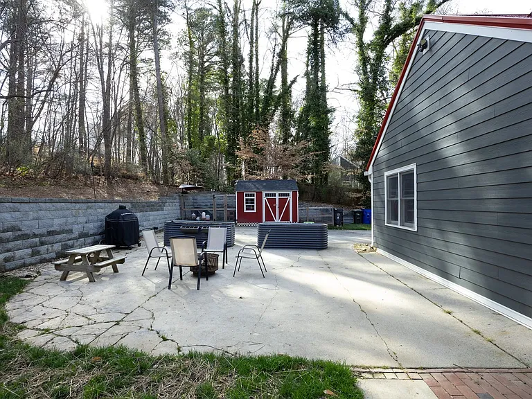 506 Bayberry Dr — Photo 44