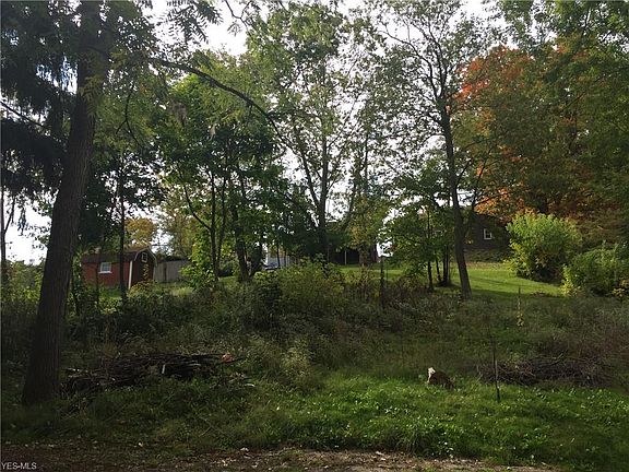 2nd image of 32413 Orchard Knoll Dr