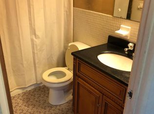 217 Anderson Ln APT G, Belleville, IL 62221