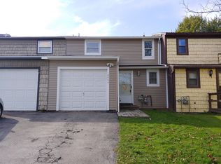 8094 Weblank Way, Clay, NY 13041