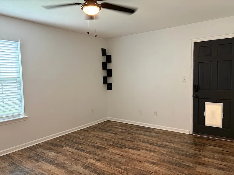 3158 Huttersfield Cir — Photo 11