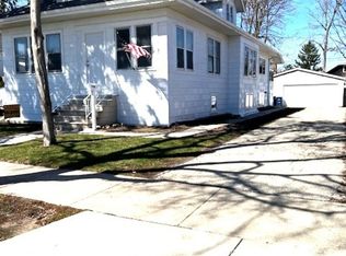 1548 Campbell Ave, Des Plaines, IL 60016