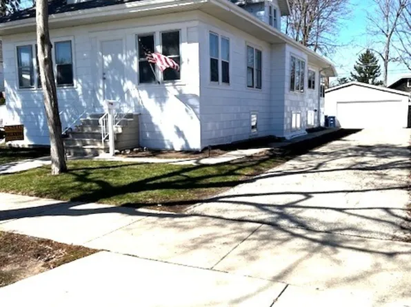 1548 Campbell Ave, Des Plaines, IL 60016