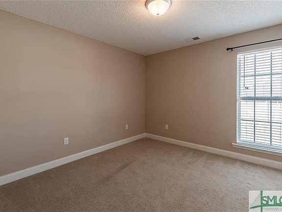 5th image of 112 Auburn Cir