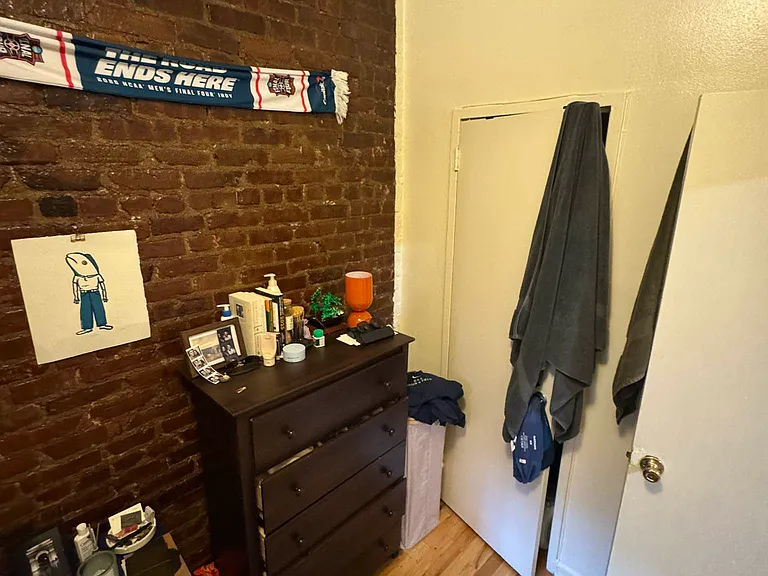 220 E 29th St #2A — Photo 25