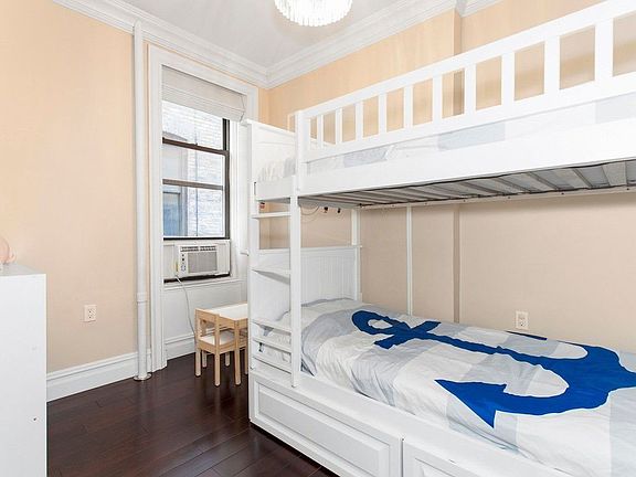 4th image of 323 W 83rd St APT 2D