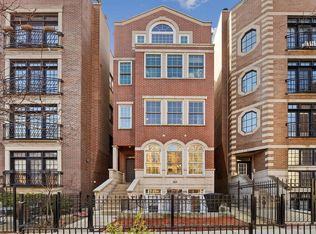 909 W Roscoe St #2, Chicago, IL