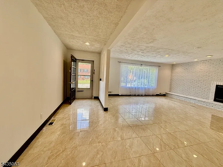65 Wabeno Ave — Photo 15