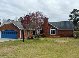 4911 Woodbrook Dr, New Bern, NC 28562