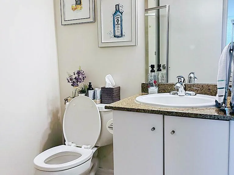12 Yonge St #602 — Photo 10