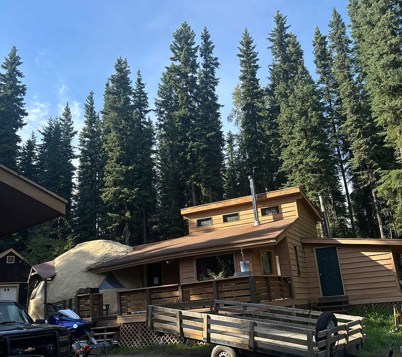 1st image of 467 Ookpik Way #1