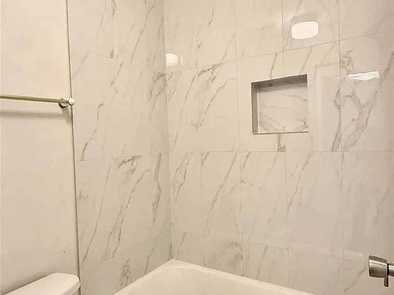 18 Dellforest Ct — Photo 27
