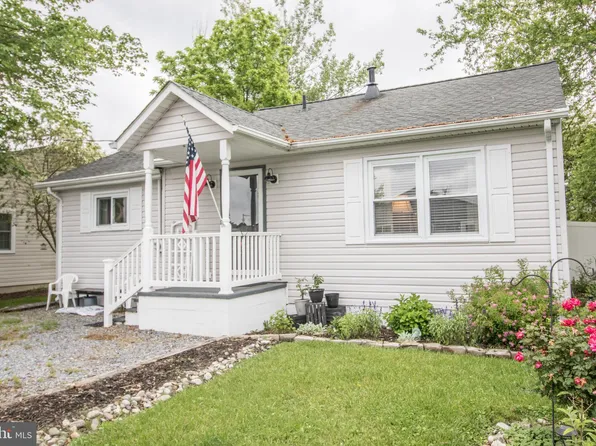 17254 Larimer St, Piney Point, MD 20674