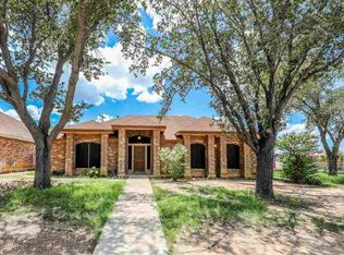 8601 Oakridge Loop, Laredo, TX 78045