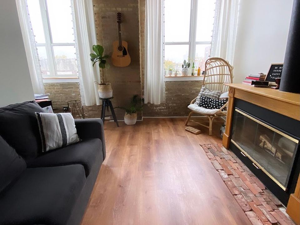 1st image of 1725 W North Ave Suite 405