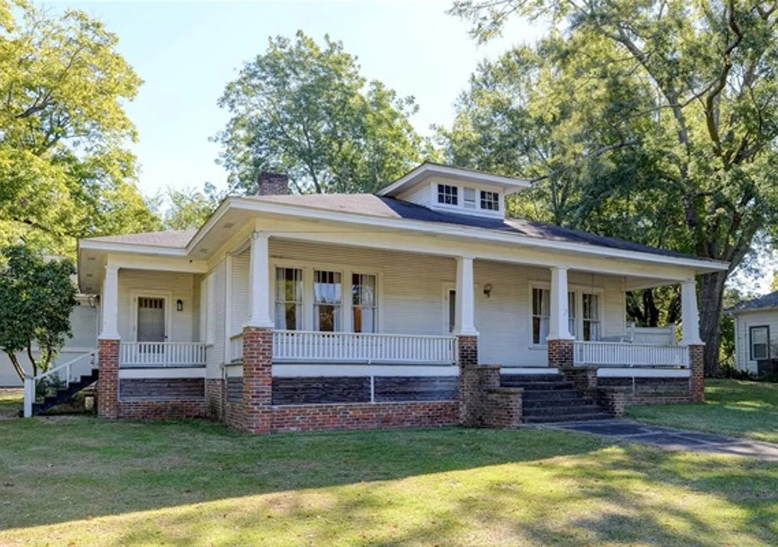 Bully Belle Properties — Photo 2