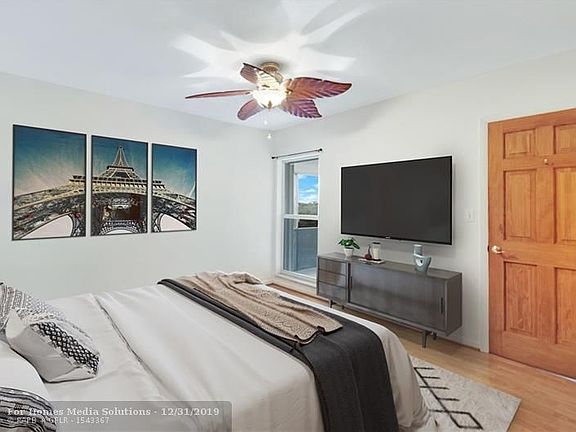 5th image of 3040 NE 16th Ave APT 401