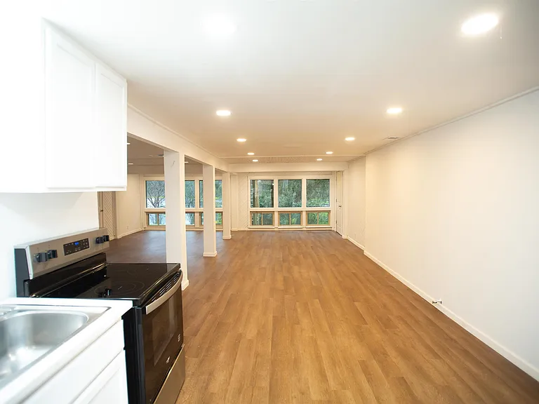 13118 Old River Dr — Photo 8