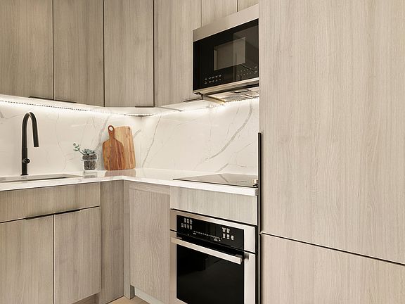 2nd image of 154 Atlantic Ave APT 4R