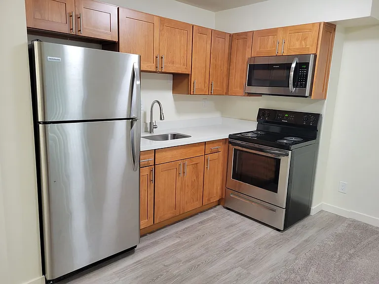 Tamarac Apartments — Photo 15