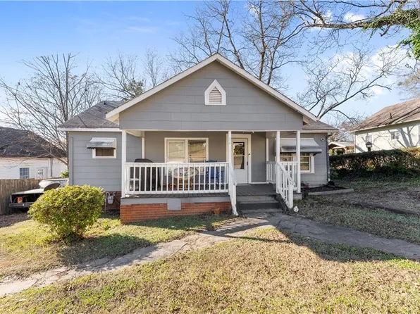 84 Park St, Toccoa, GA 30577