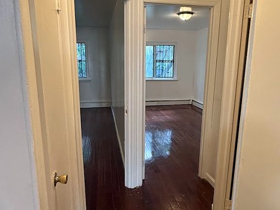 4th image of 1004 Elder Ave Floor 3