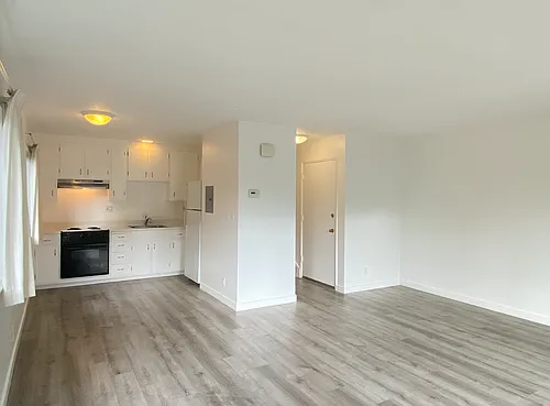 39 Cedar St #A Photo 1