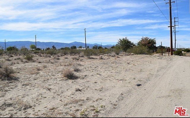 2nd image of 4909 Palmdale Rd