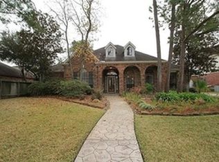 6803 Prairie Dunes Dr, Houston, TX 77069