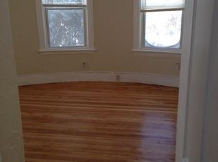 26 Granite St APT 3, Worcester, MA 01604