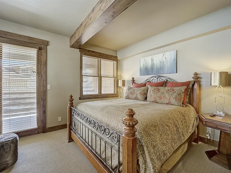 7580 Royal St E #21 — Photo 10