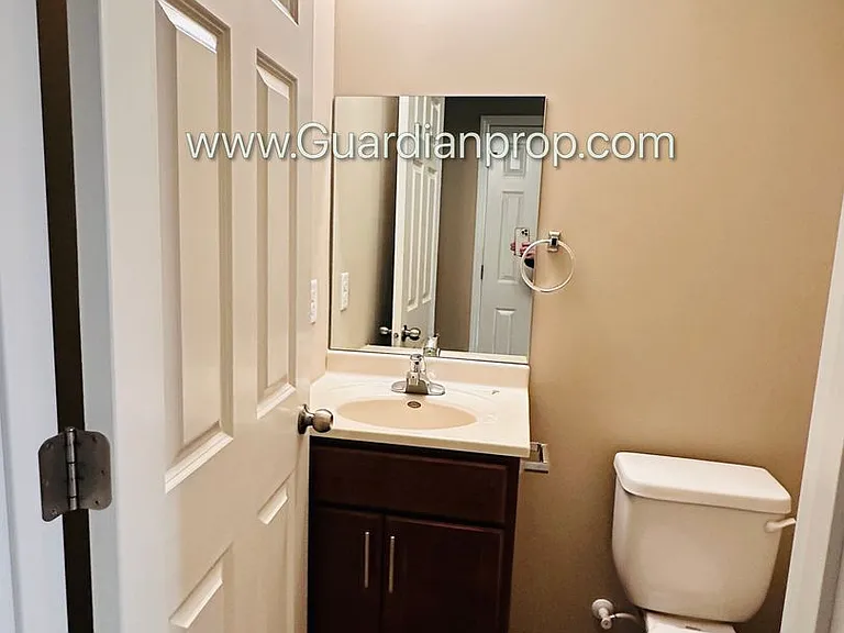 9909 Vera Cruz Ln N — Photo 8