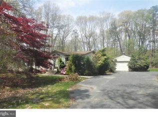 695 Coles Mill Rd, Williamstown, NJ 08094