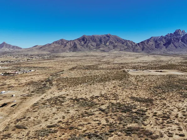 9220 Floret Ln, Las Cruces, NM 88011