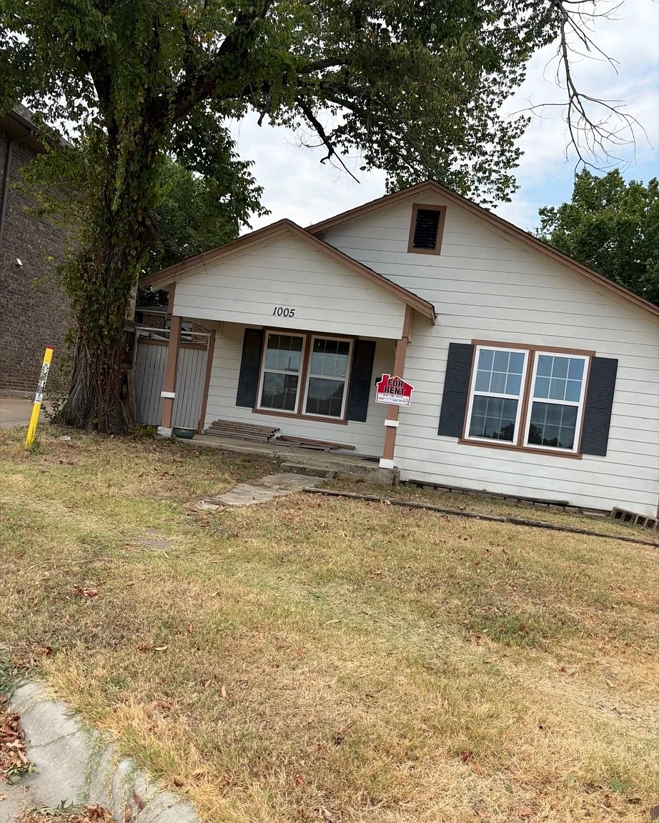 1 bed, 900 sqft, $900 — Photo 1
