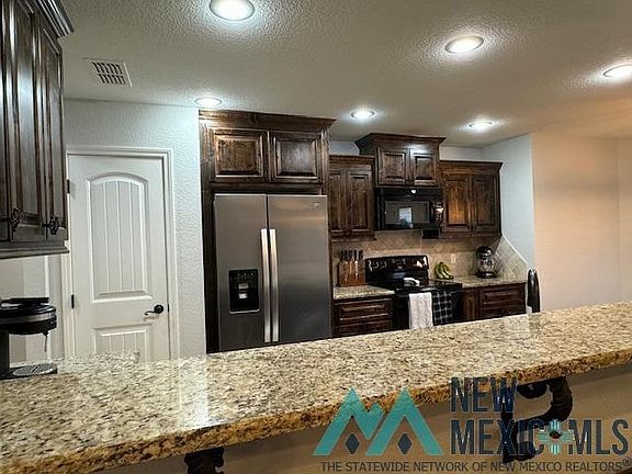 5th image of 520 Almond Tree Ln