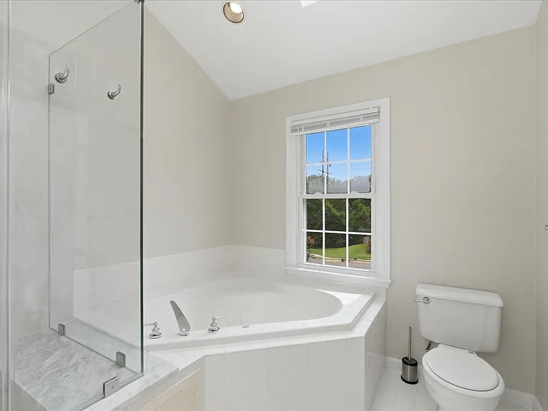 13937 Middle Creek Pl — Photo 19
