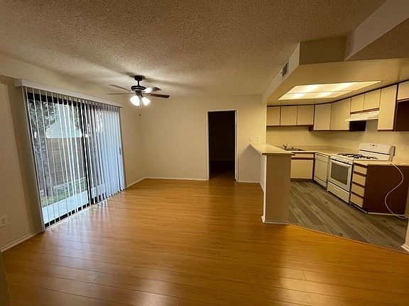 5th image of 17247 Roscoe Blvd #A
