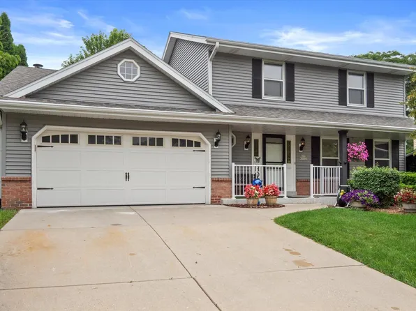 N77W15330 Crossway DRIVE, Menomonee Falls, WI 53051