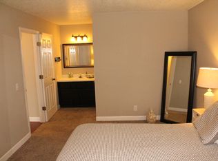 1205 Clover Ridge Ct, Rapid City, SD 57701