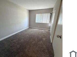 400 Manda Ln Unit 101, Wheeling, IL 60090