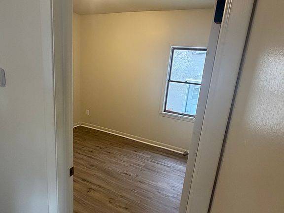 5th image of 1040 S Clinton Ave